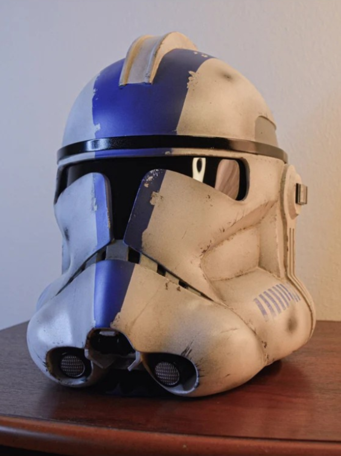 Clone 2 - Cracked Helmet