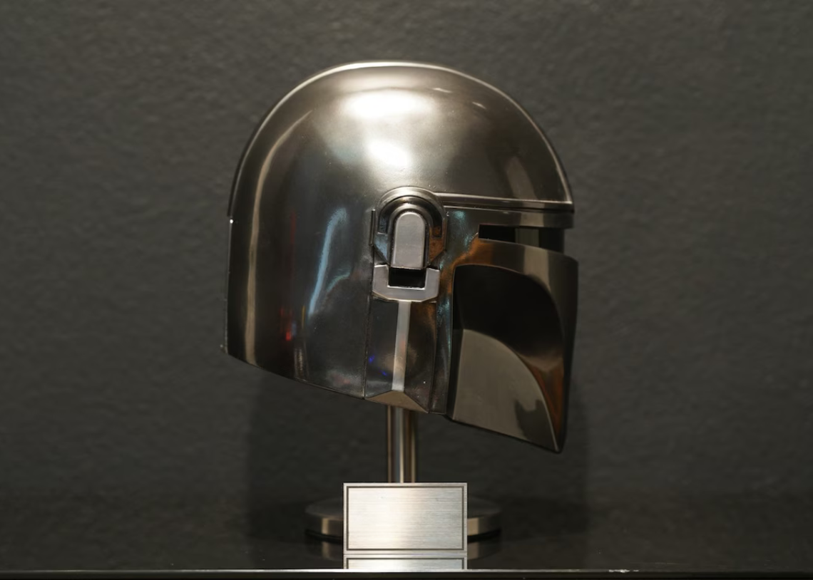 Mando War Helmet