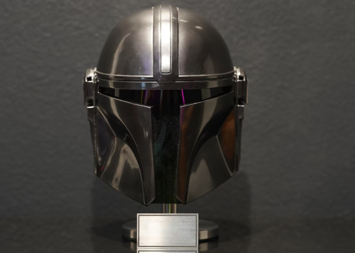 Mando War Helmet
